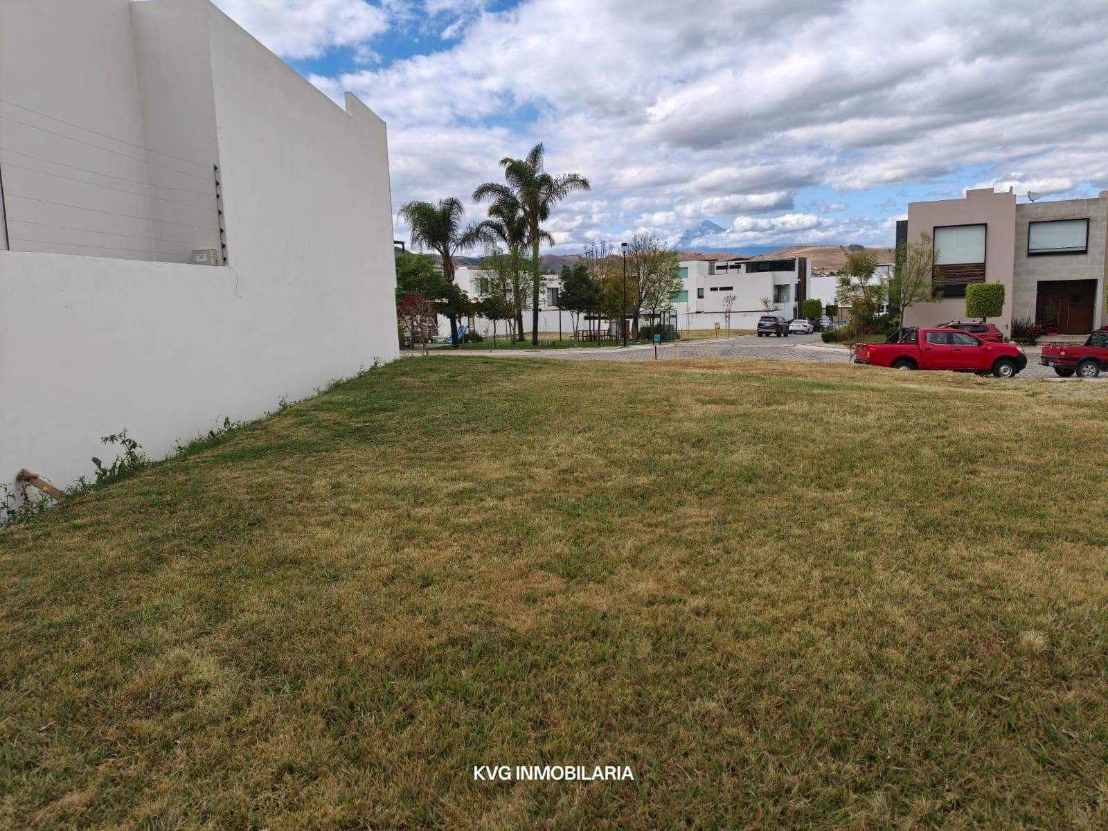 Land for sale, 306.40 m², Parque Jalisco across from the clubhouse, Cascatta, Lomas de Angelópolis, Puebla