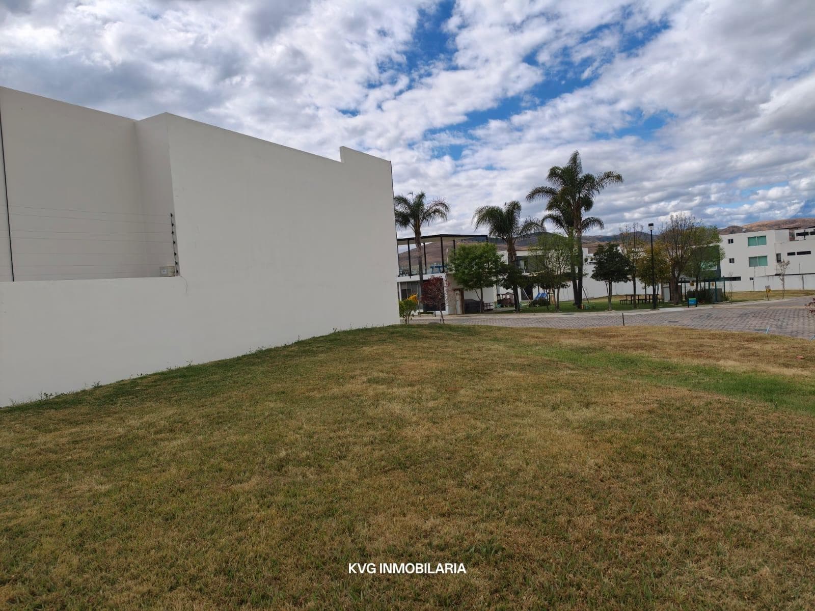 Land for sale, 306.40 m², Parque Jalisco across from the clubhouse, Cascatta, Lomas de Angelópolis, Puebla