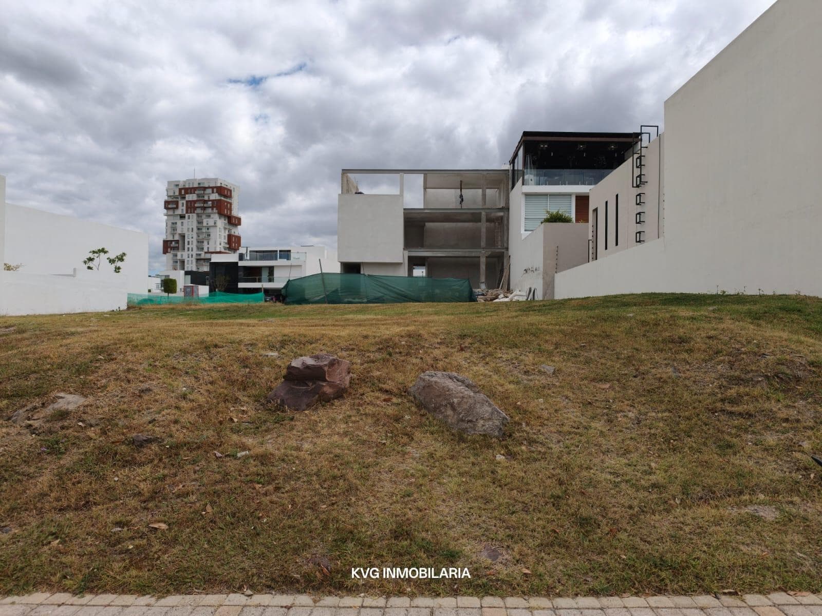 Land for sale, 306.40 m², Parque Jalisco across from the clubhouse, Cascatta, Lomas de Angelópolis, Puebla