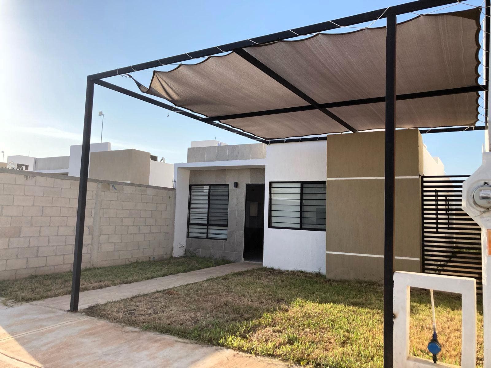 Beautiful, Partially Furnished House in the Los Heroes Neighborhood