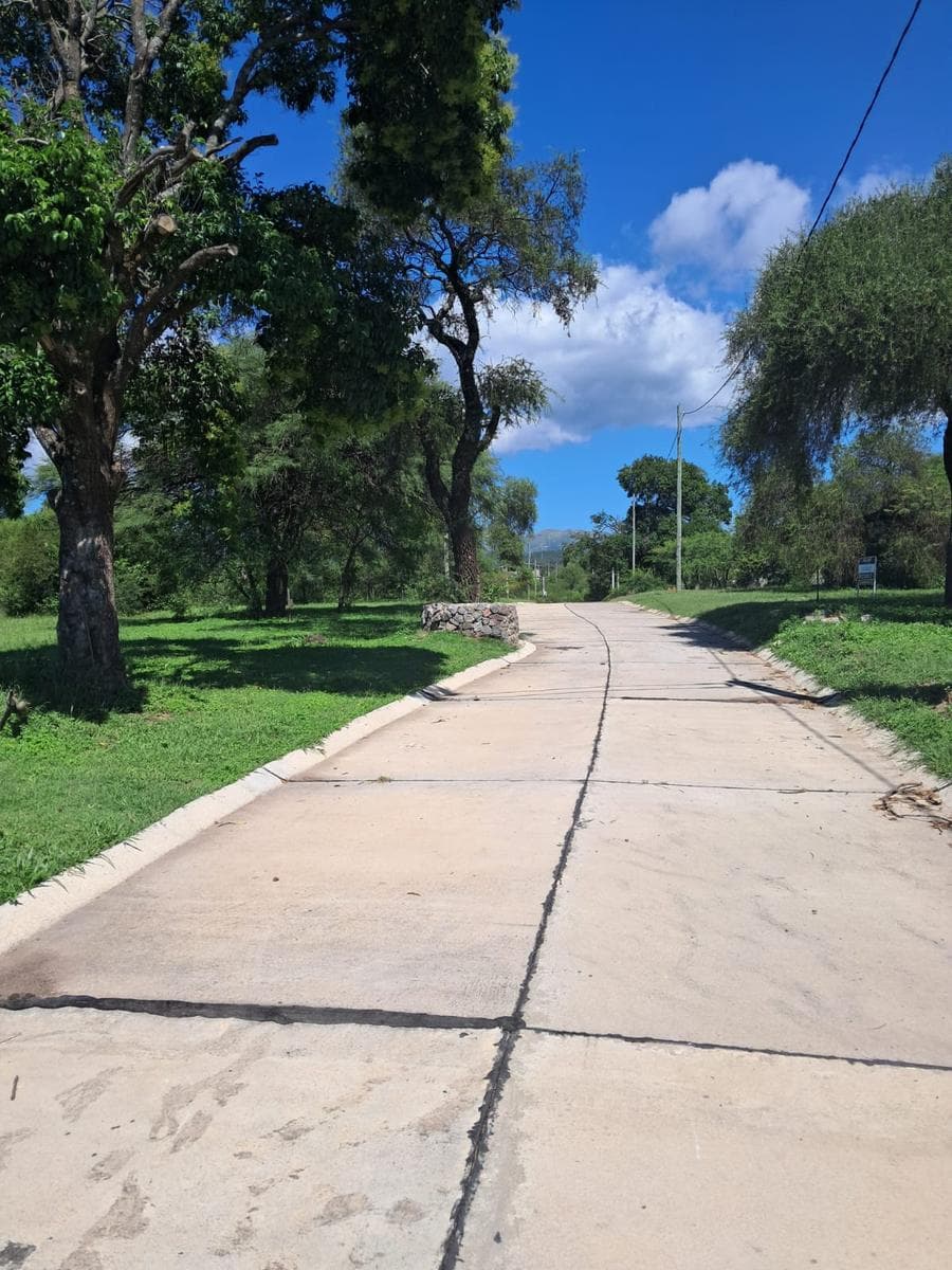 Land for Sale in La Adela Unquillo