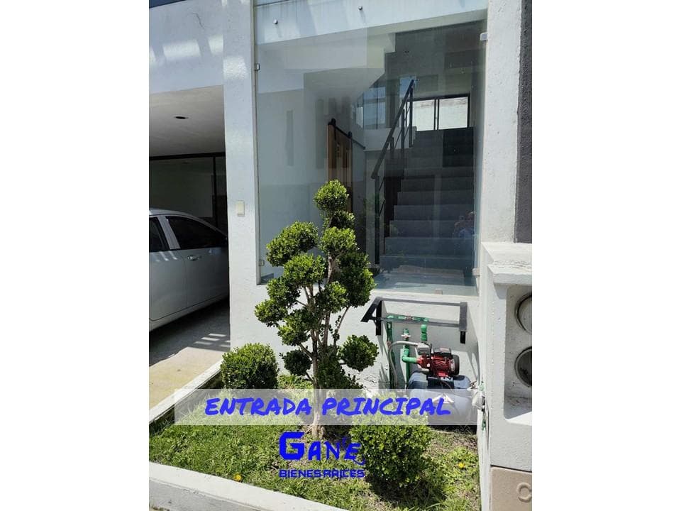 Private Home for Sale in Altus Lago Esmeralda, Atizapán, State of Mexico