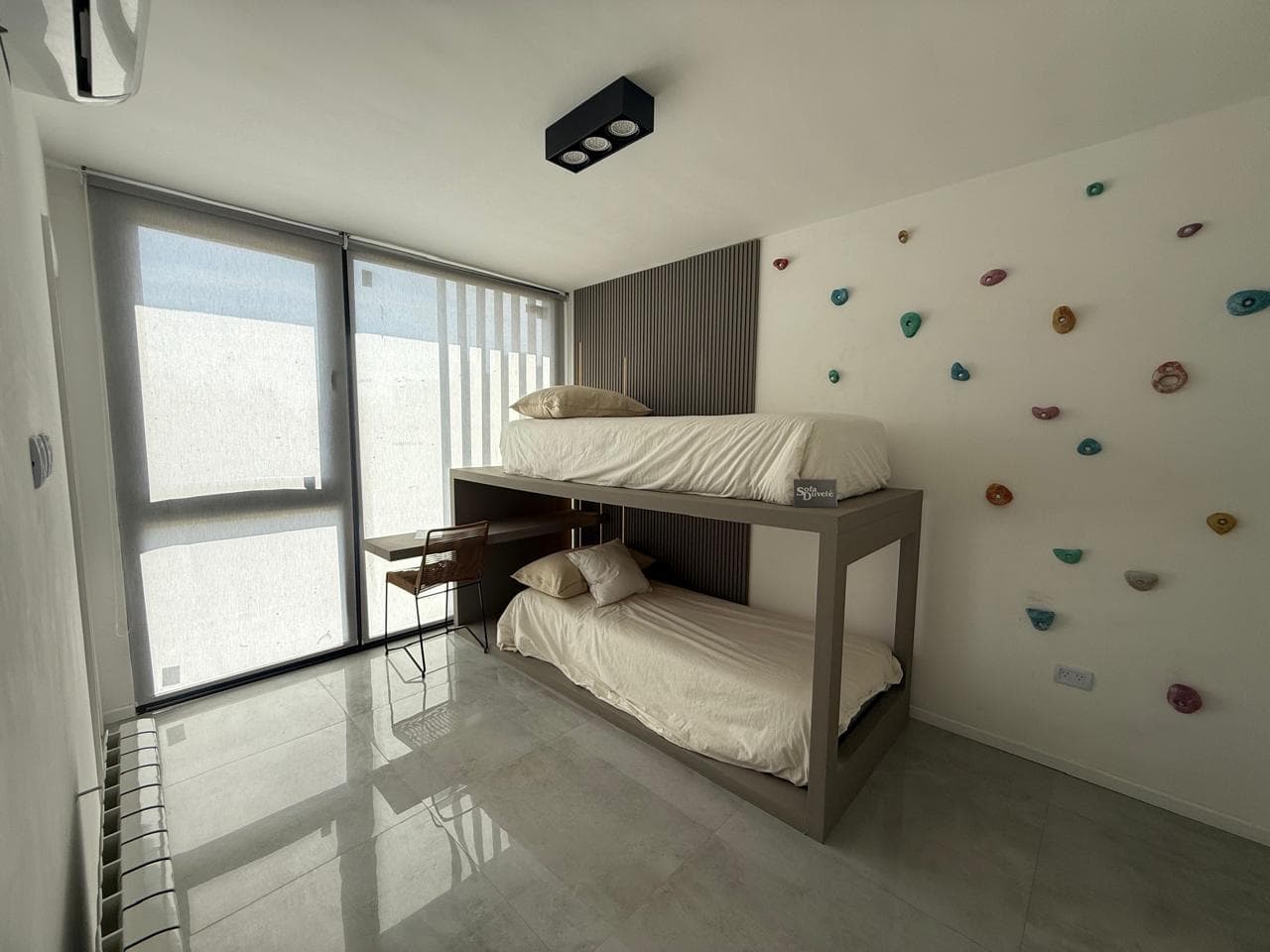 4-Room Apartment in Sunny Tigre - Brand-New