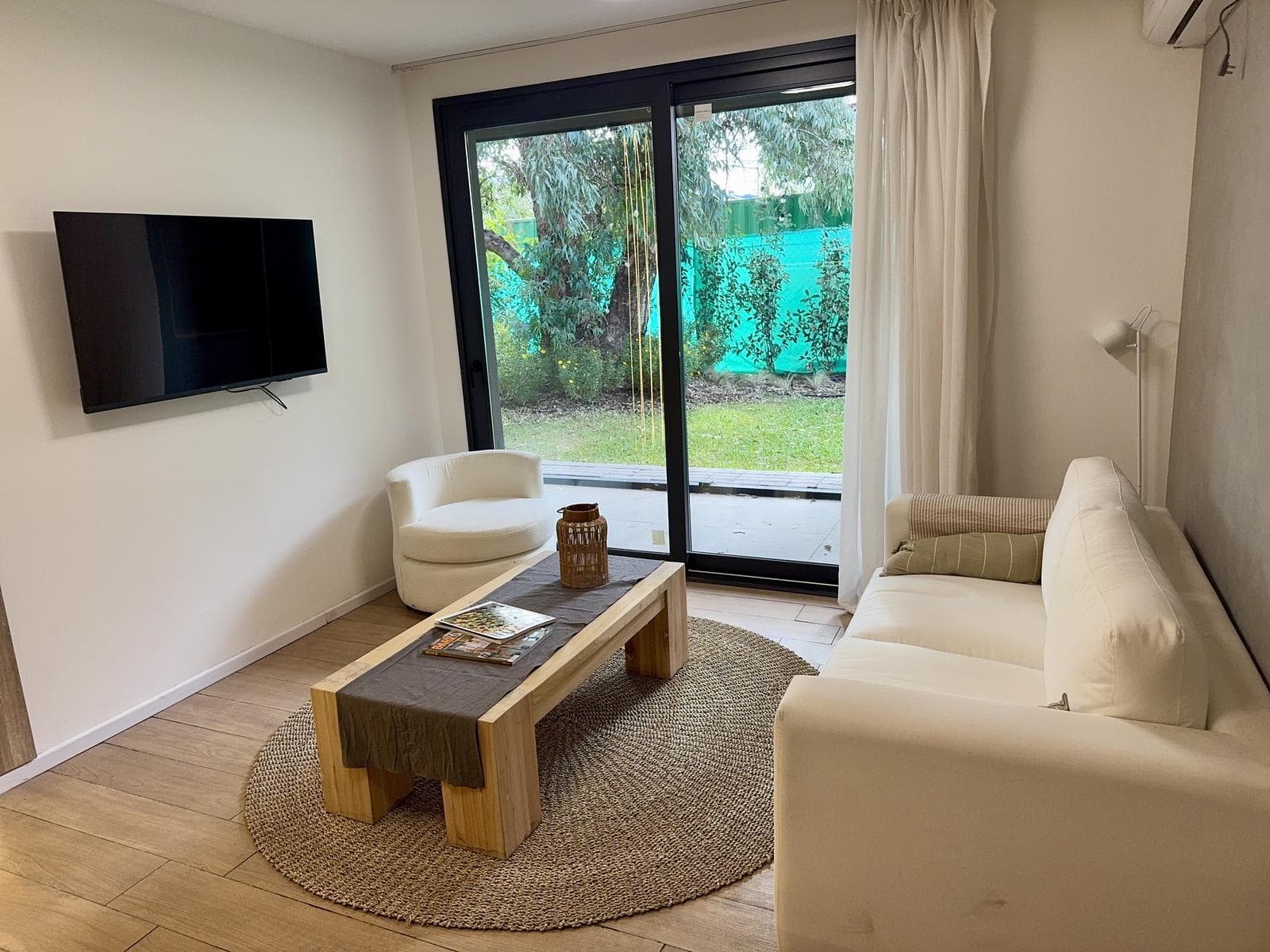 Apartment for Sale - Ground Floor with Garden in Remeros Brickell
