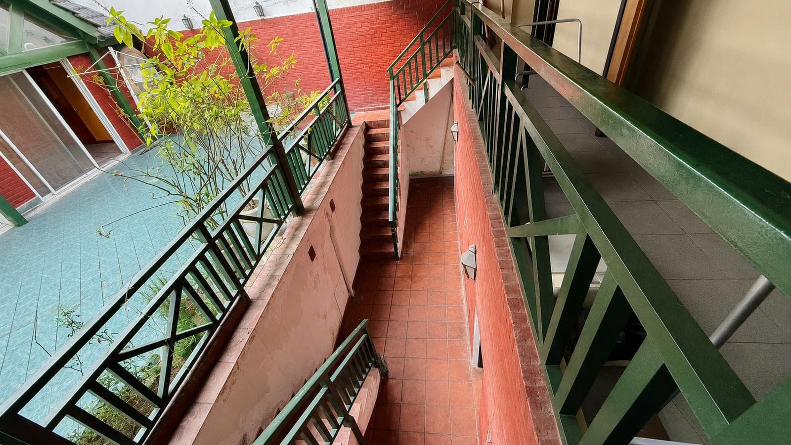 Venta en block 2 triplex en Caballito
