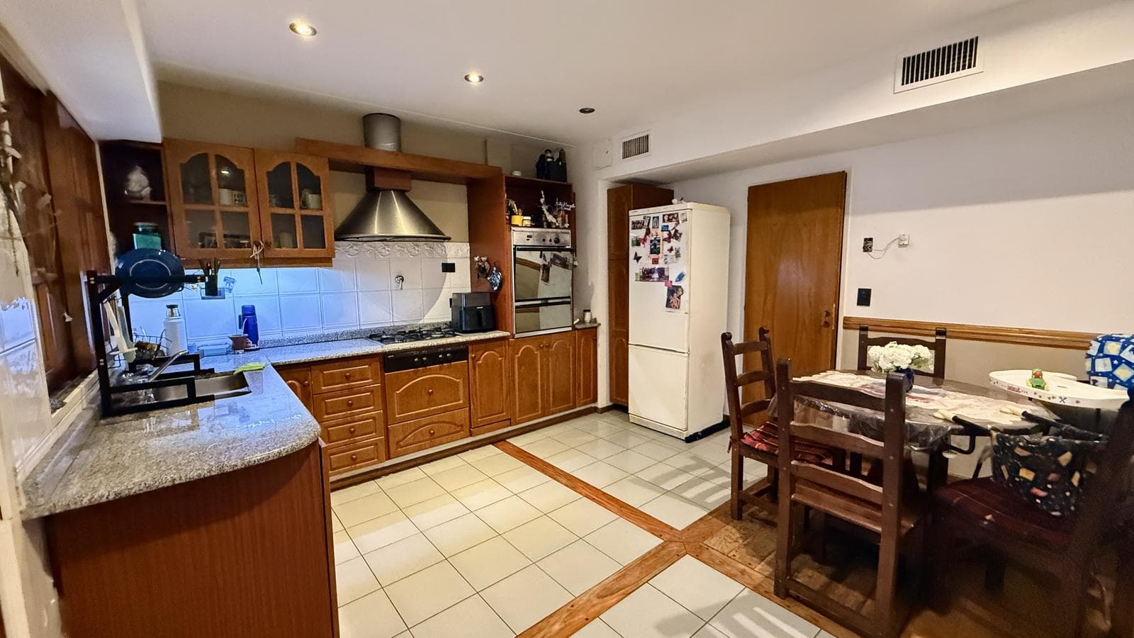 Venta en block 2 triplex en Caballito