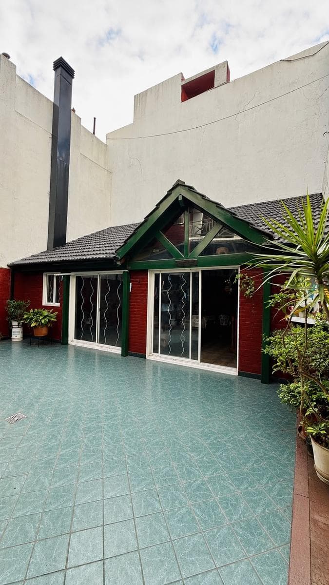 Venta en block 2 triplex en Caballito