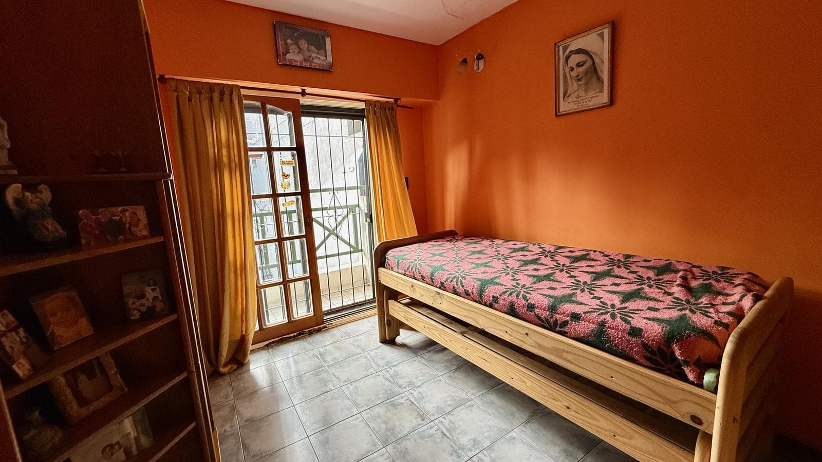 Venta en block 2 triplex en Caballito