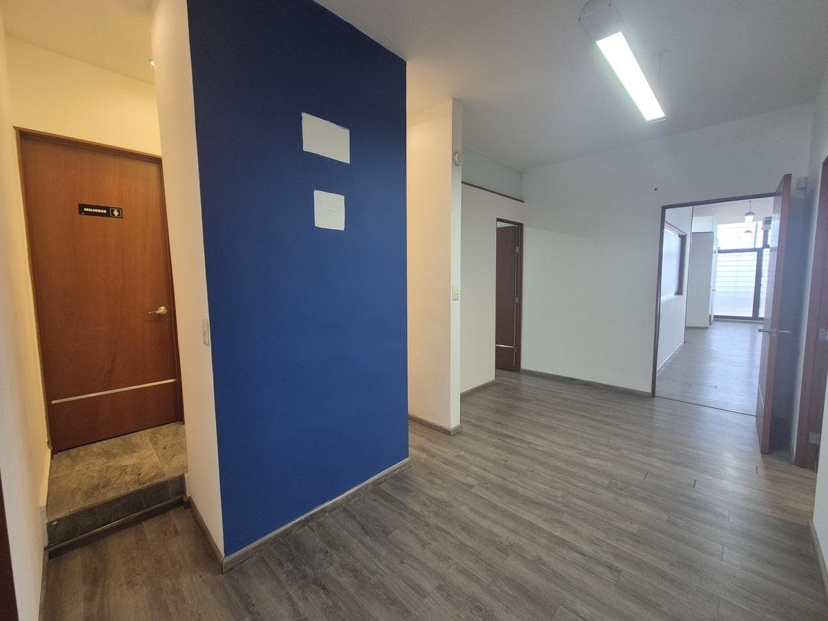 Office for Sale/Rent at Plaza Álamos II, Paseo la Reforma Ave., Col. Arboledas, Querétaro, Qro.