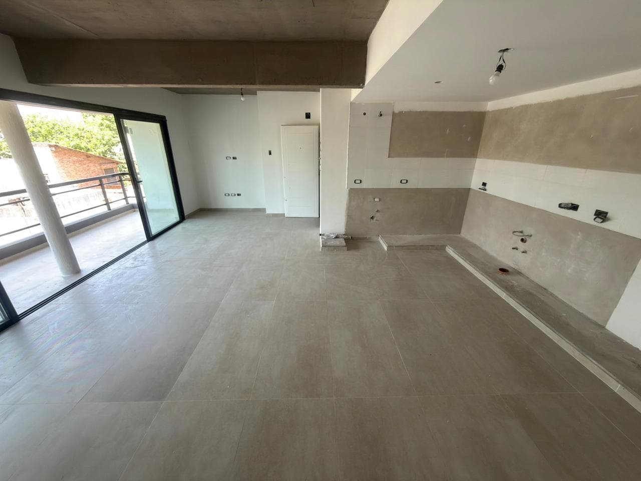 Brand-New 2-Bedroom Apartments for Sale in Downtown Quilmes with Amenities