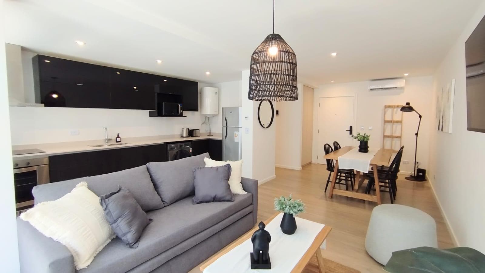 Apartment in Downtown