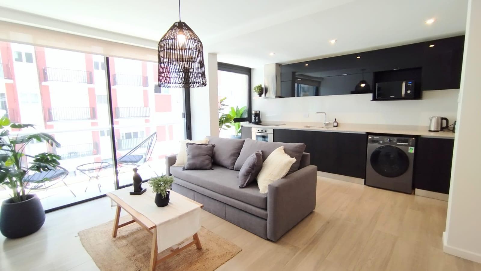 Apartment in Downtown