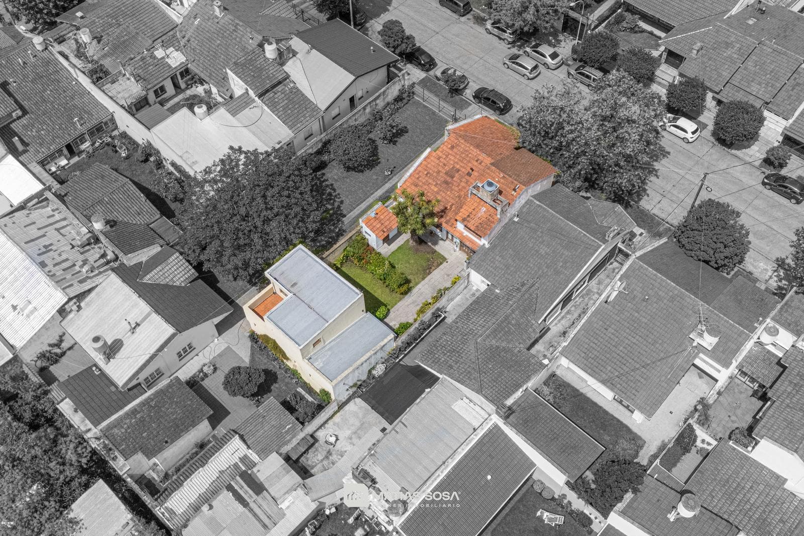 Venta - Casa 7 ambientes - Parque - Chauvin