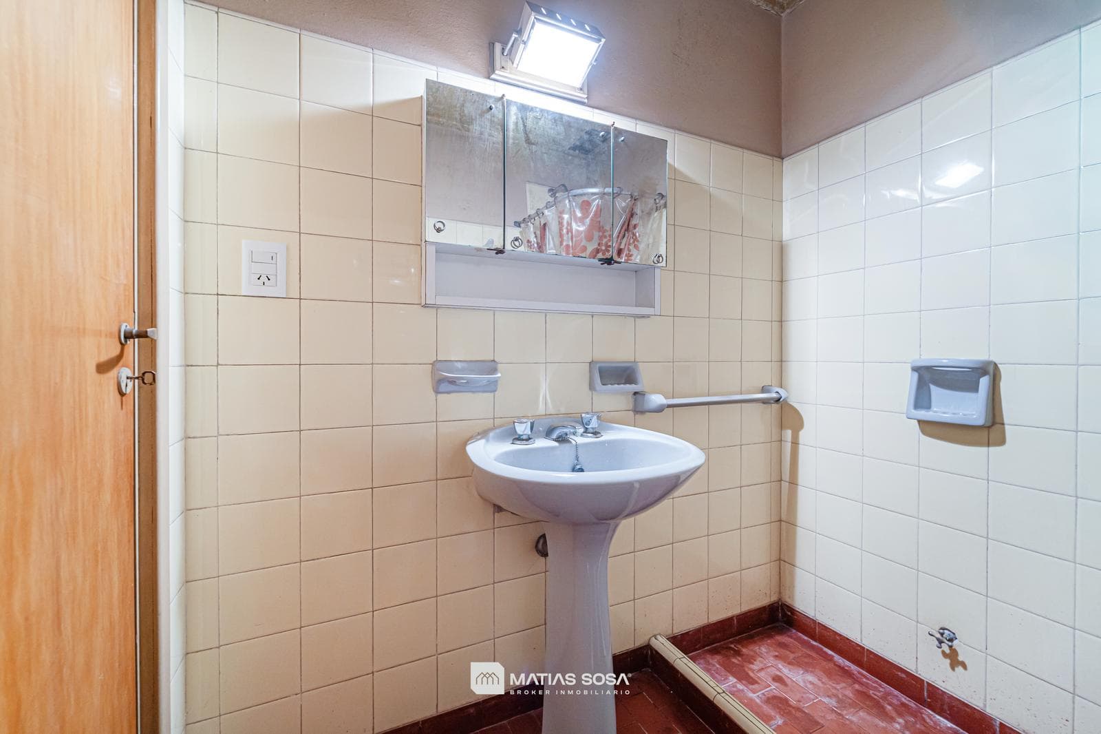 Venta - Casa 7 ambientes - Parque - Chauvin