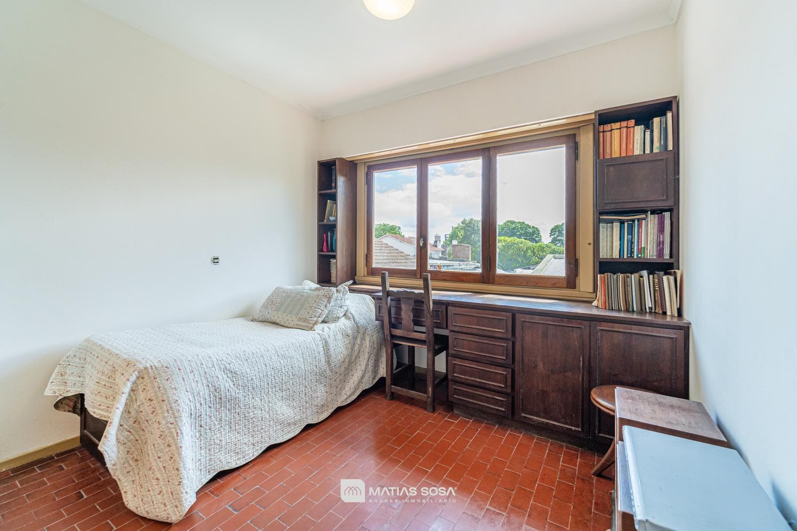 Venta - Casa 7 ambientes - Parque - Chauvin