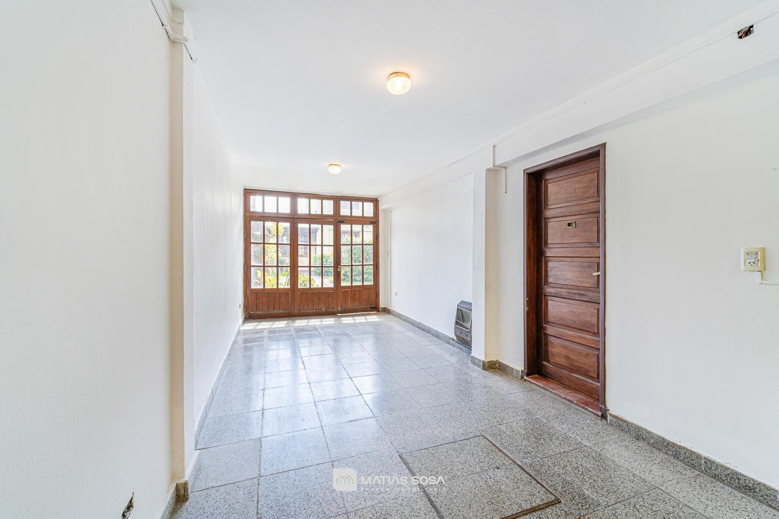 Venta - Casa 7 ambientes - Parque - Chauvin