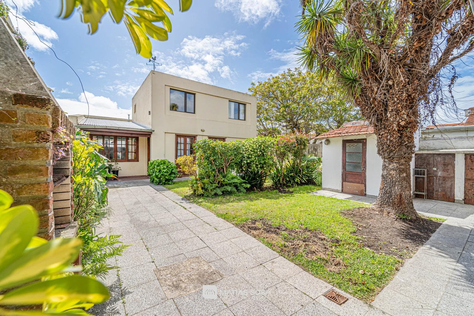 Venta - Casa 7 ambientes - Parque - Chauvin