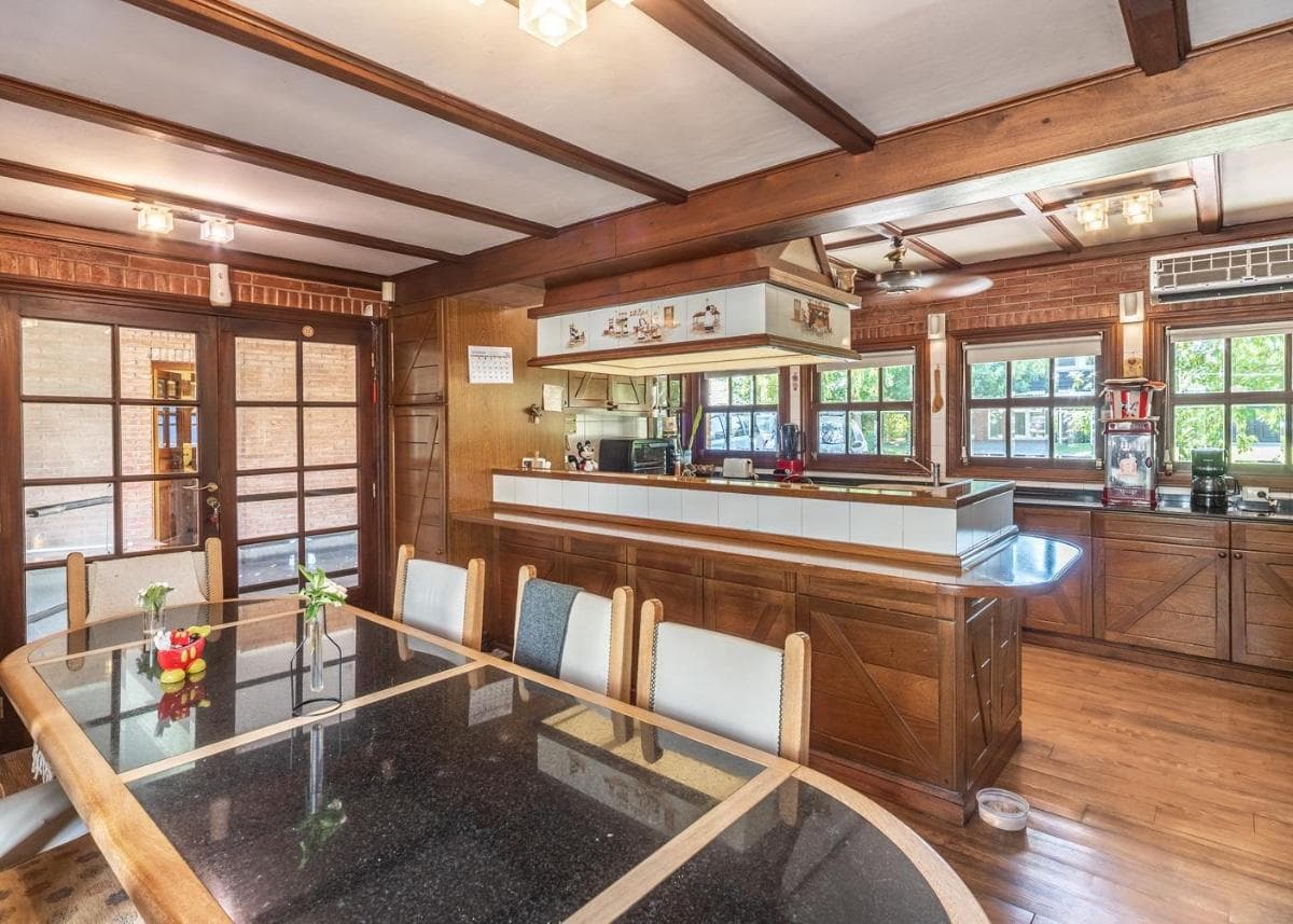 6-Room House for Sale in Club Country San Diego, Moreno