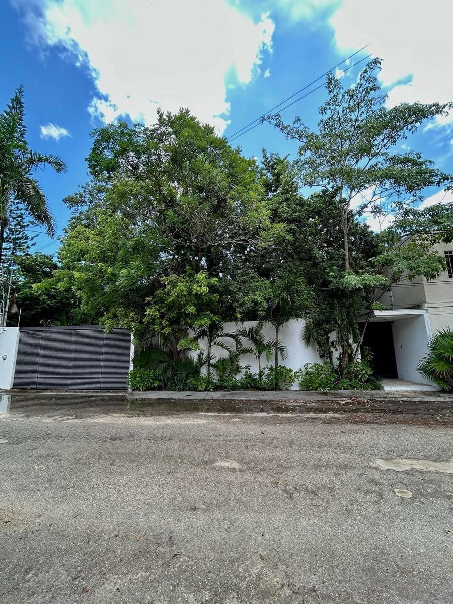 House for Sale, 2 Bedrooms, Pool, Garden, Large Patio, Calle Almendros, Álamos 2, Cancún
