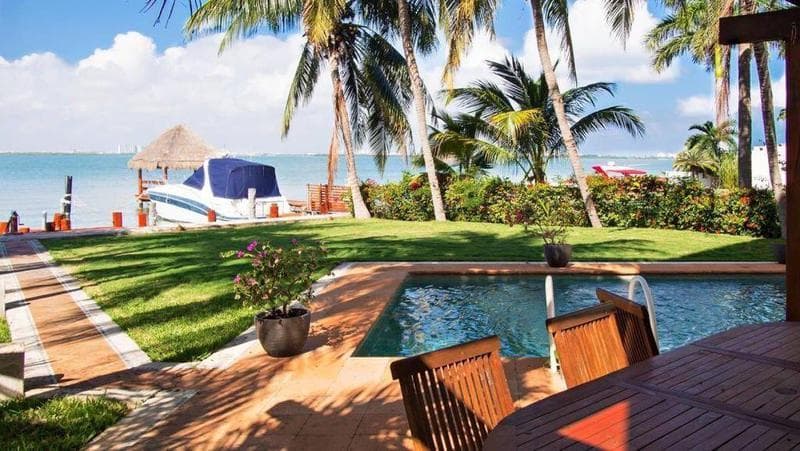 House for Sale, 4 Bedrooms, Pool, Lagoon View, Isla Dorada, Hotel Zone, Cancún