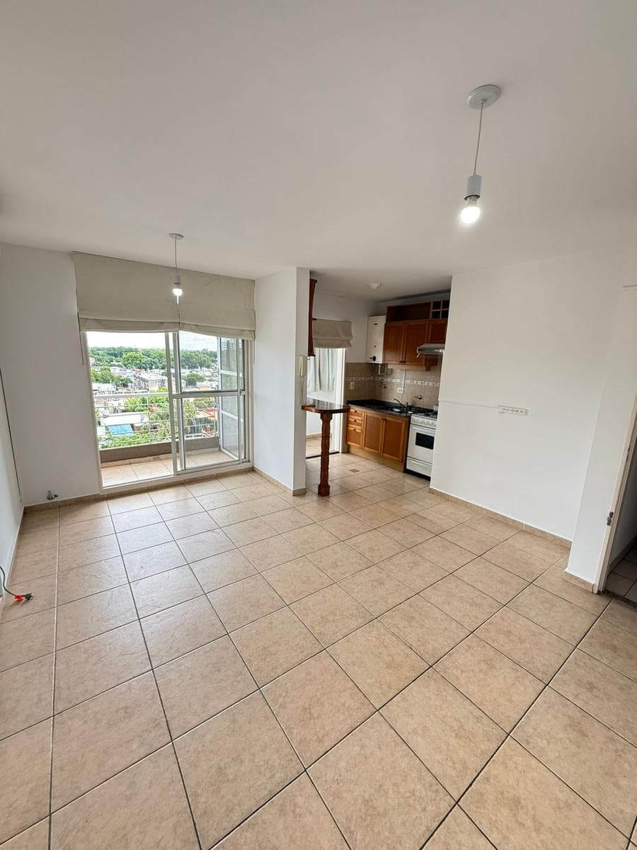 For Sale - Echesortu - 1-Bedroom Apartment with Garage