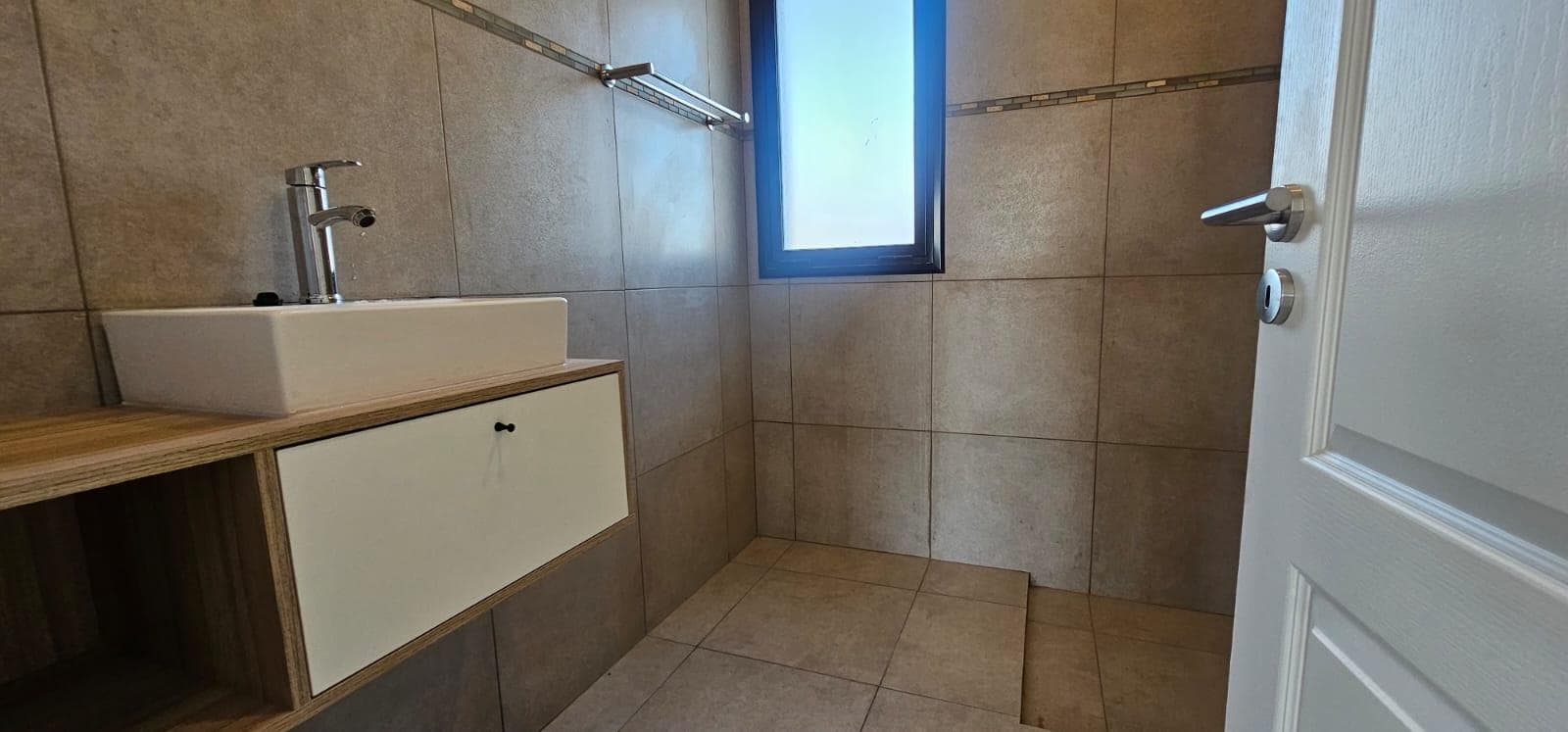 3-bedroom house in Tigre, Vila Marina II, North Zone, with a brand-new pool.