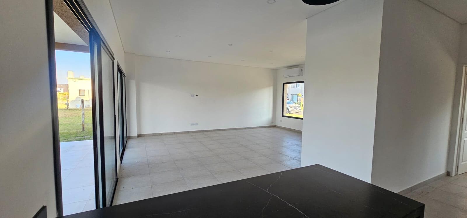 3-bedroom house in Tigre, Vila Marina II, North Zone, with a brand-new pool.