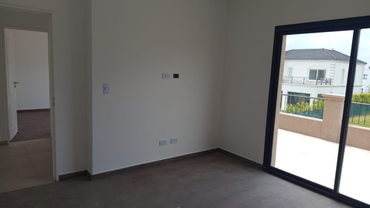3-bedroom house in Tigre, Vila Marina II, North Zone, with a brand-new pool.