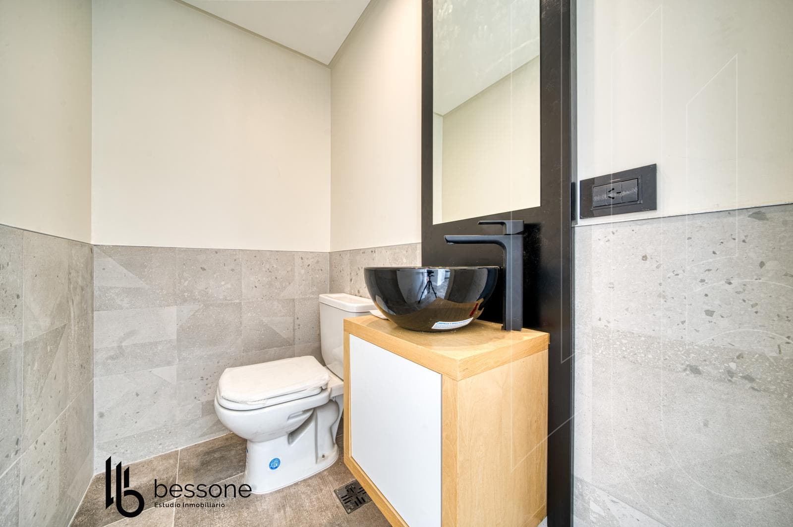 Apartment - 3 Bedrooms, La Perla