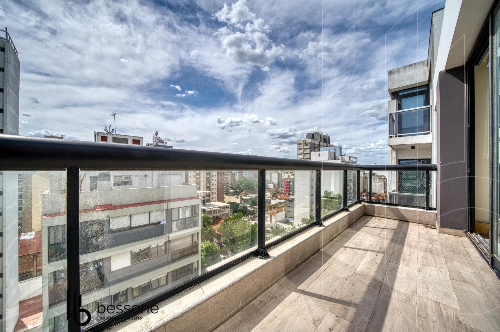Apartment - 3 Bedrooms, La Perla