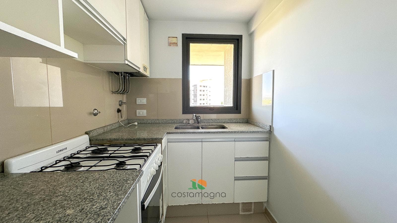 2-Bedroom Apartment in Pilares de Manantiales