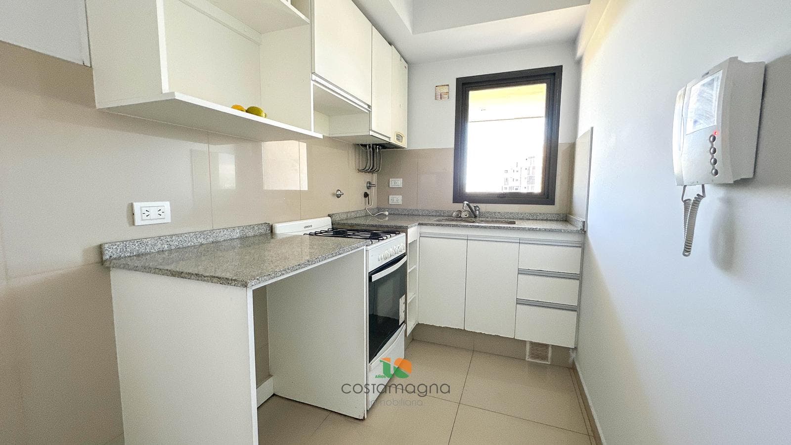 2-Bedroom Apartment in Pilares de Manantiales