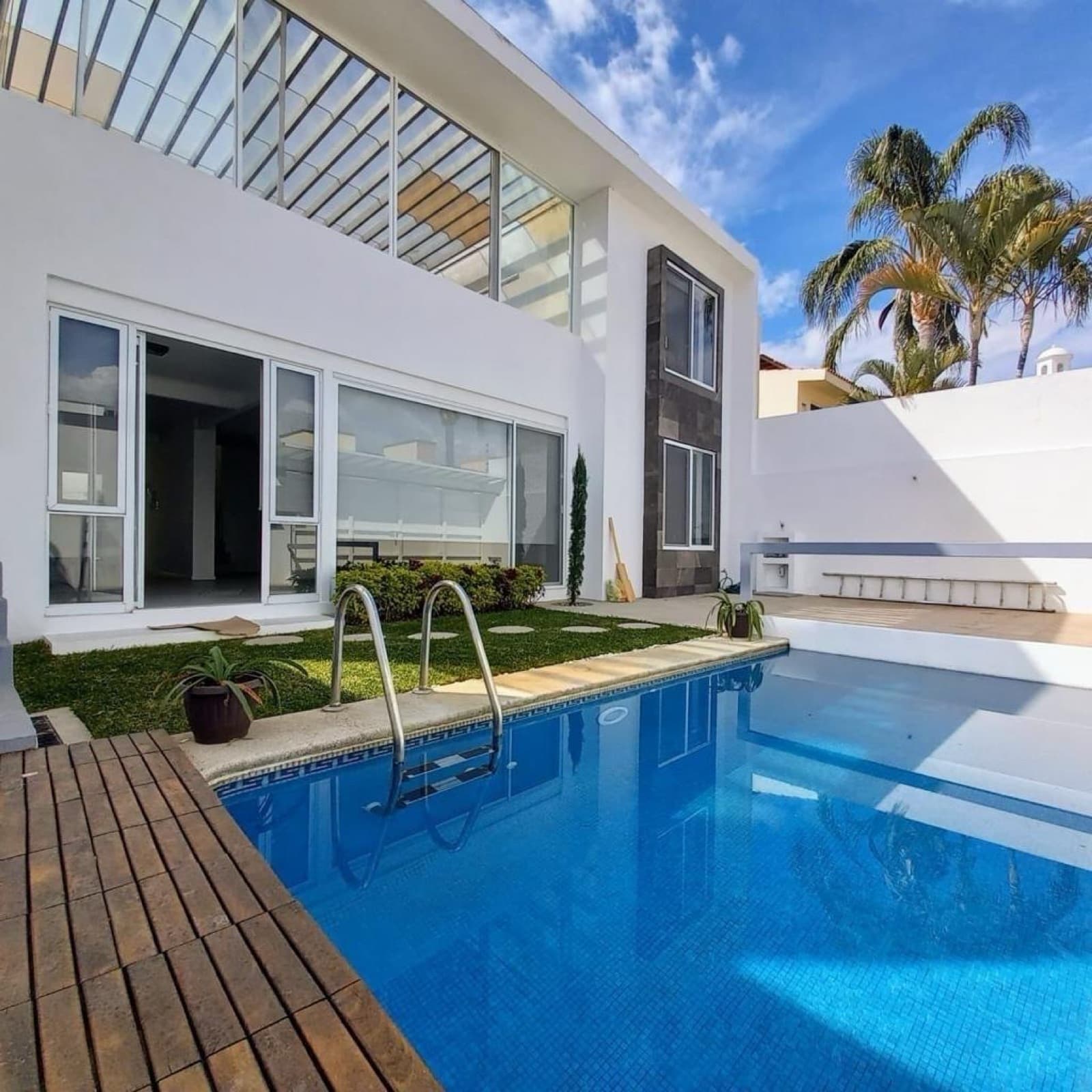 Home - Vista Hermosa