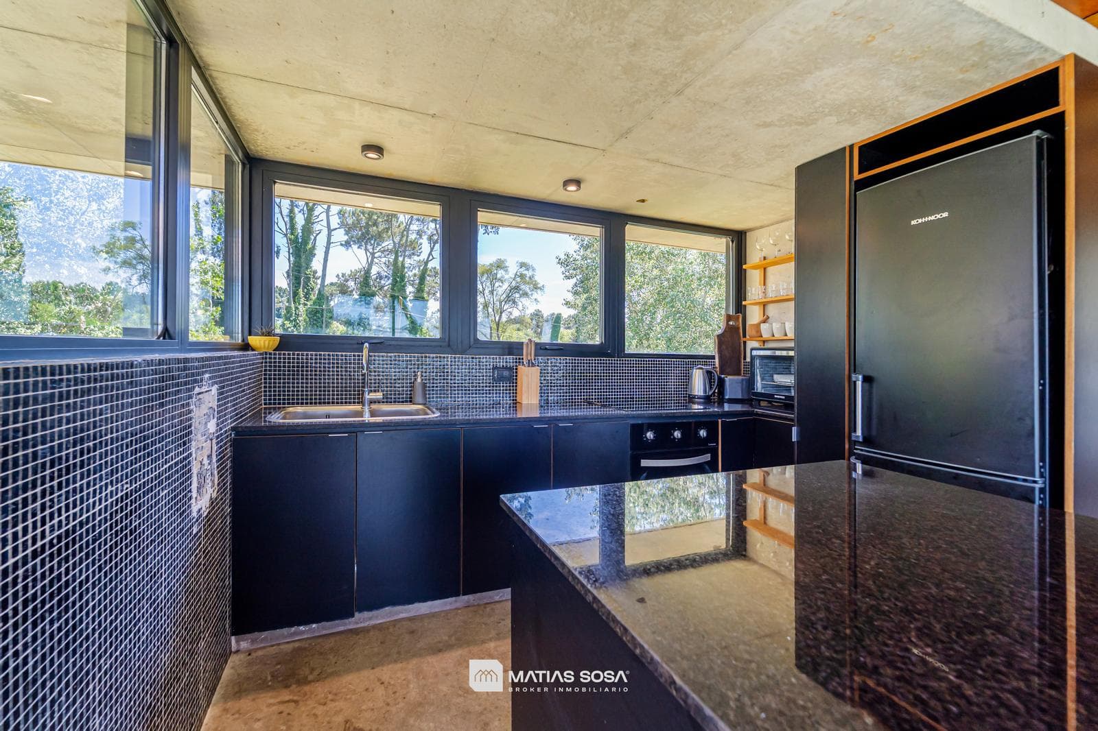 Venta - Casa 3 Ambientes con Diseño Único - Sierra de los Padres