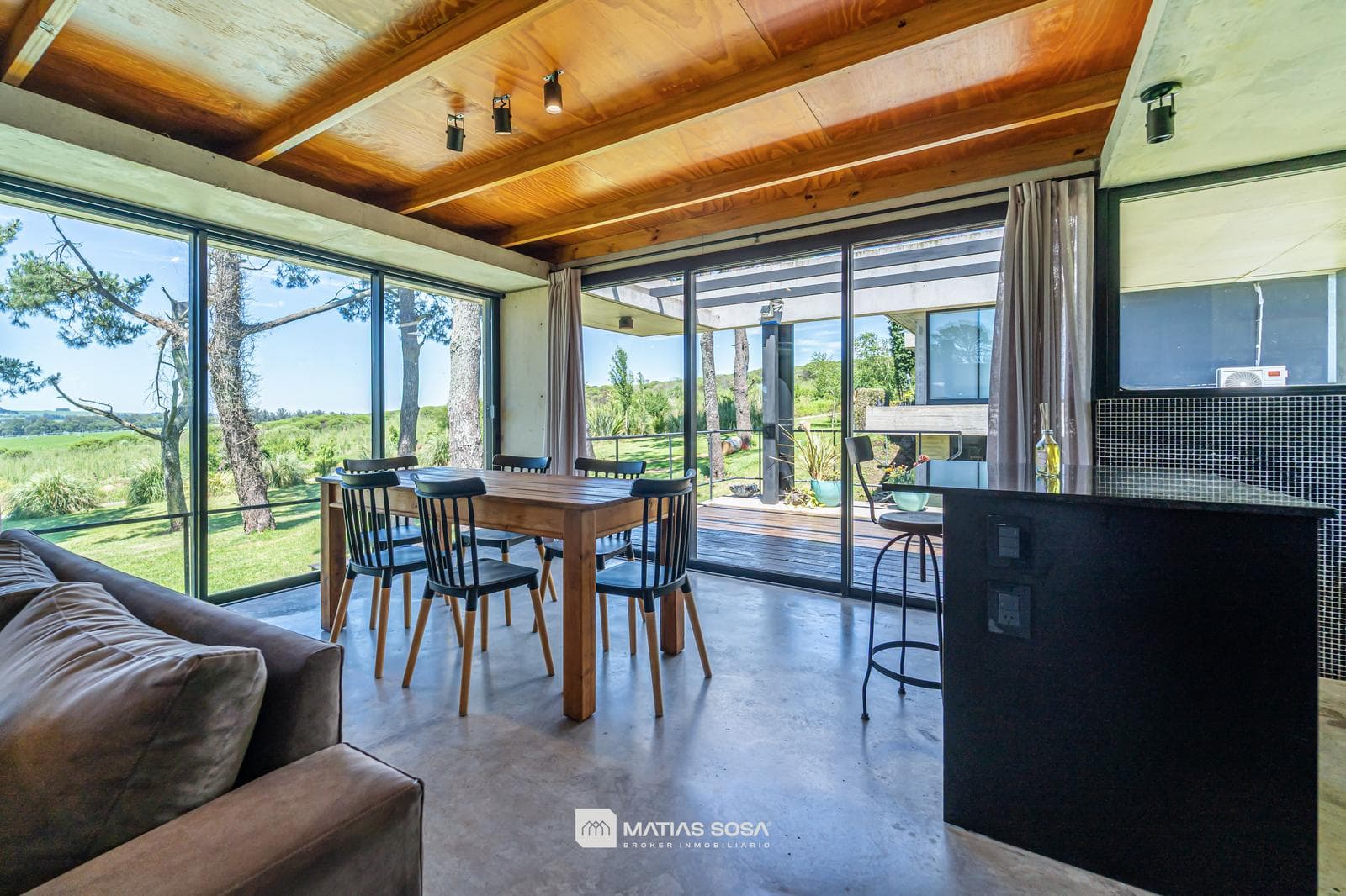 Venta - Casa 3 Ambientes con Diseño Único - Sierra de los Padres