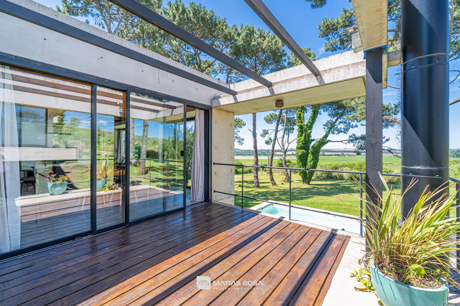 Venta - Casa 3 Ambientes con Diseño Único - Sierra de los Padres