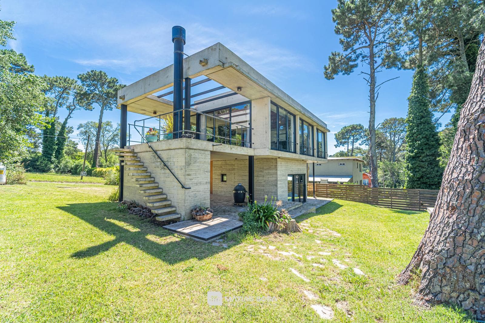 For Sale - 3-Room House with a Unique Design - Sierra de los Padres