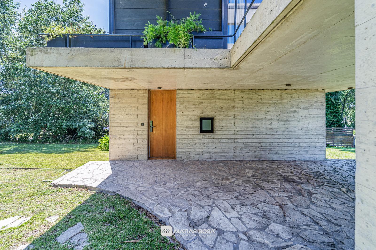 Venta - Casa 3 Ambientes con Diseño Único - Sierra de los Padres