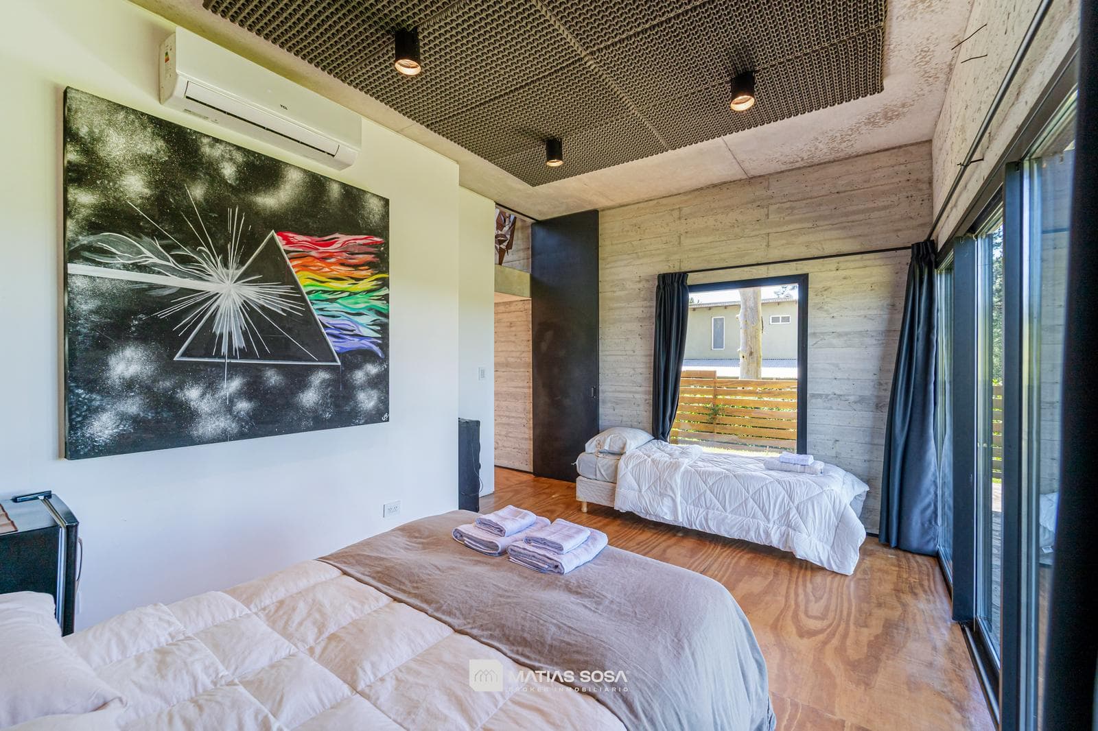 Venta - Casa 3 Ambientes con Diseño Único - Sierra de los Padres