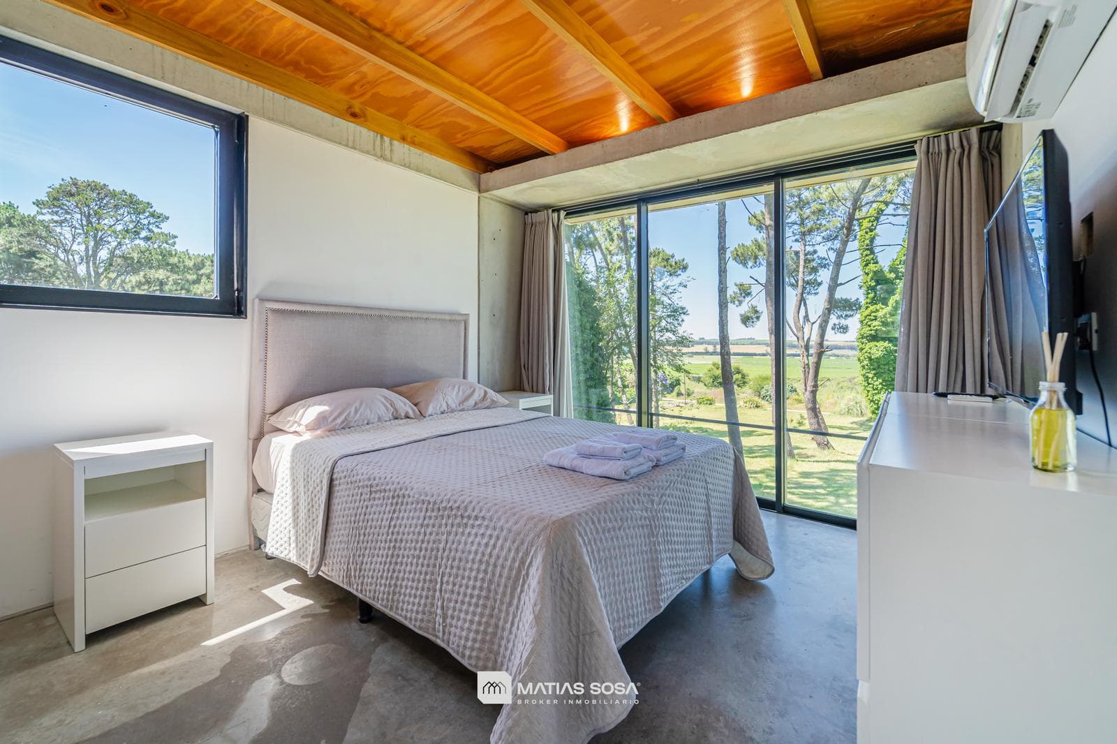 Venta - Casa 3 Ambientes con Diseño Único - Sierra de los Padres