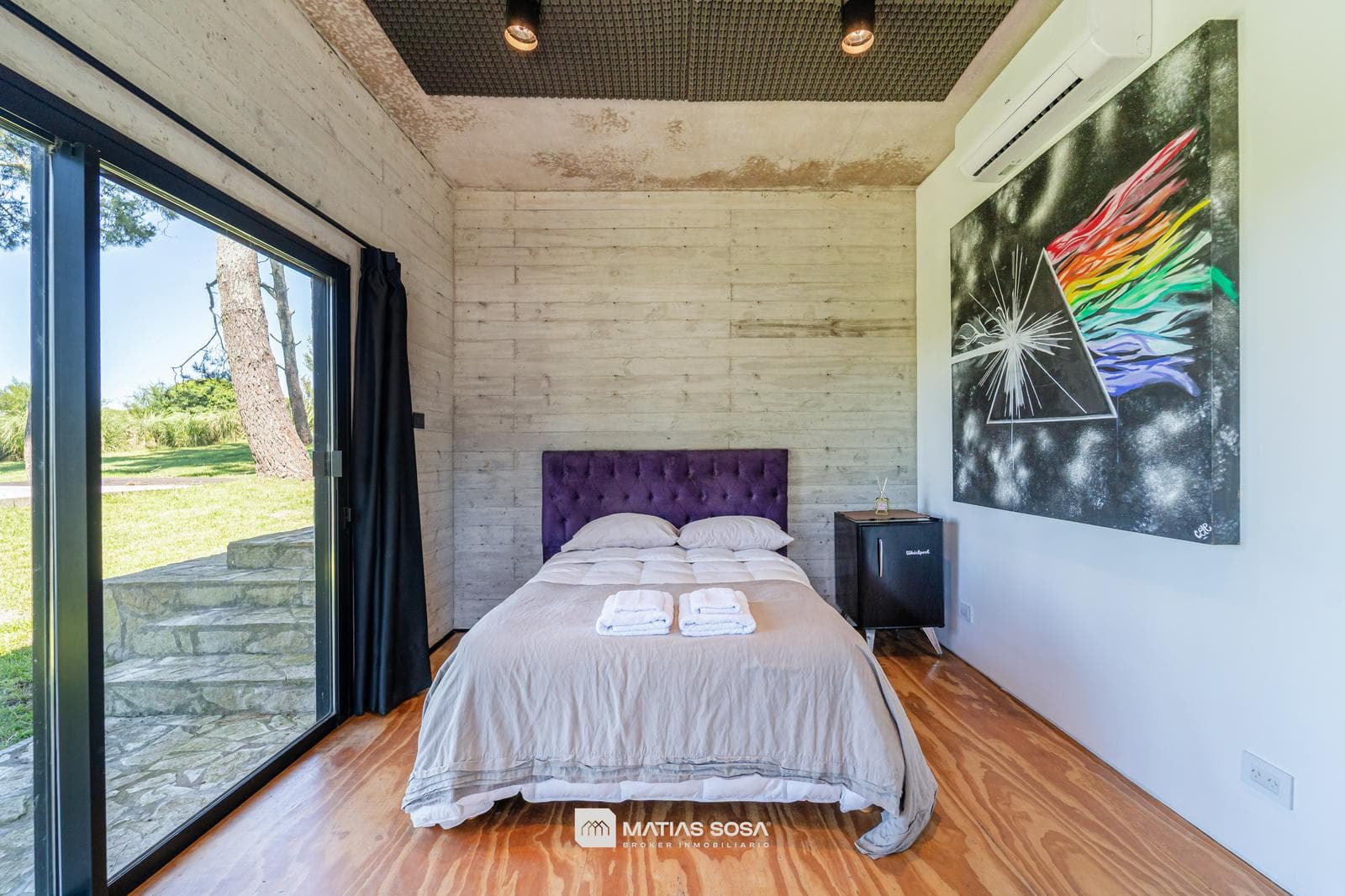 Venta - Casa 3 Ambientes con Diseño Único - Sierra de los Padres