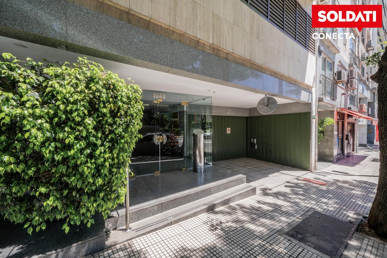 RENOVATED APARTMENT FOR SALE. OPEN VIEW JUST A FEW METERS FROM THE BULLRICH COURT