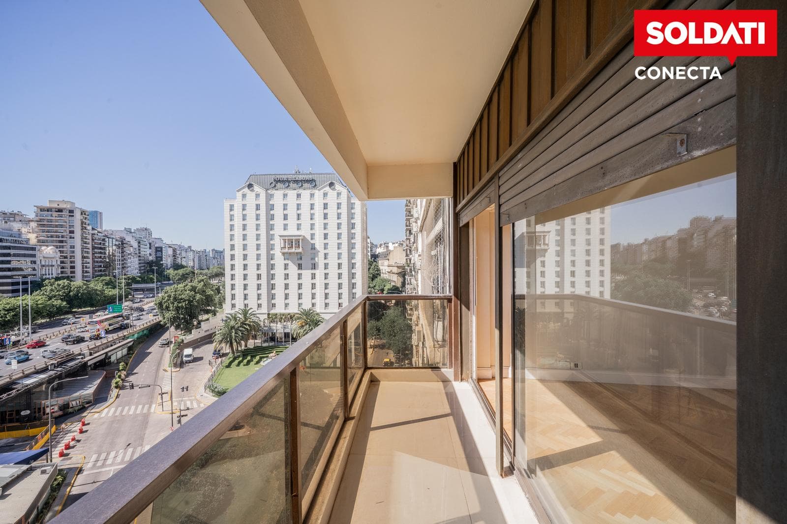 RENOVATED APARTMENT FOR SALE. OPEN VIEW JUST A FEW METERS FROM THE BULLRICH COURT