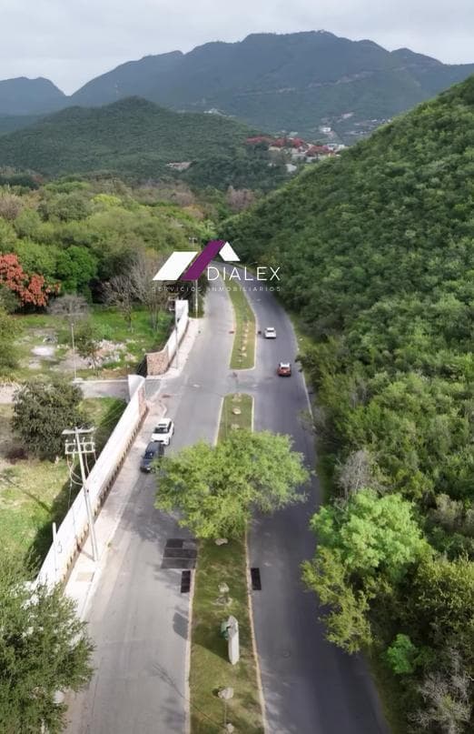 FOR SALE: Lots in VALLE ALTO starting at 670 m² in a private development on CARRETERA NACIONAL in Monterrey
