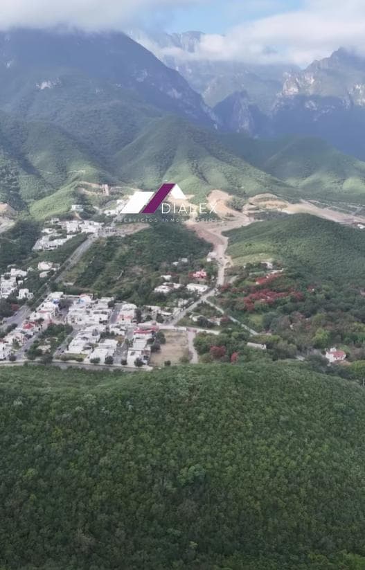 FOR SALE: Lots in VALLE ALTO starting at 670 m² in a private development on CARRETERA NACIONAL in Monterrey
