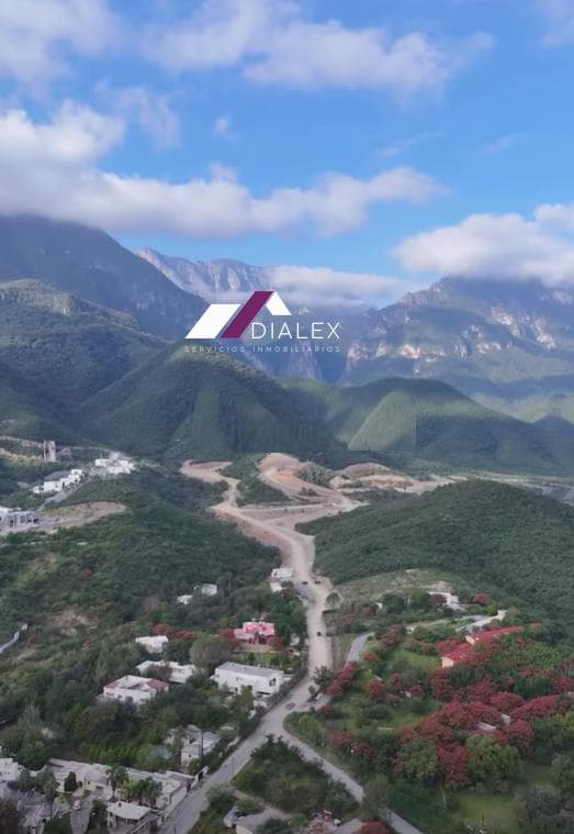 FOR SALE: Lots in VALLE ALTO starting at 670 m² in a private development on CARRETERA NACIONAL in Monterrey