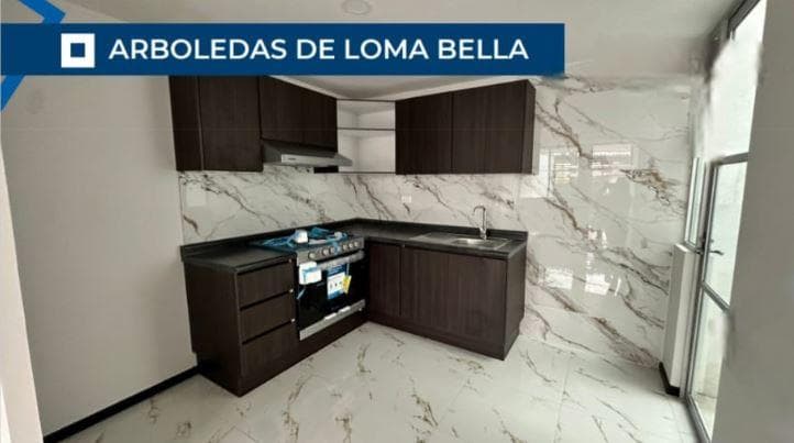 BEAUTIFUL HOUSE FOR SALE IN COLONIA ARBOLEDAS, LOMA BELLA, PUEBLA