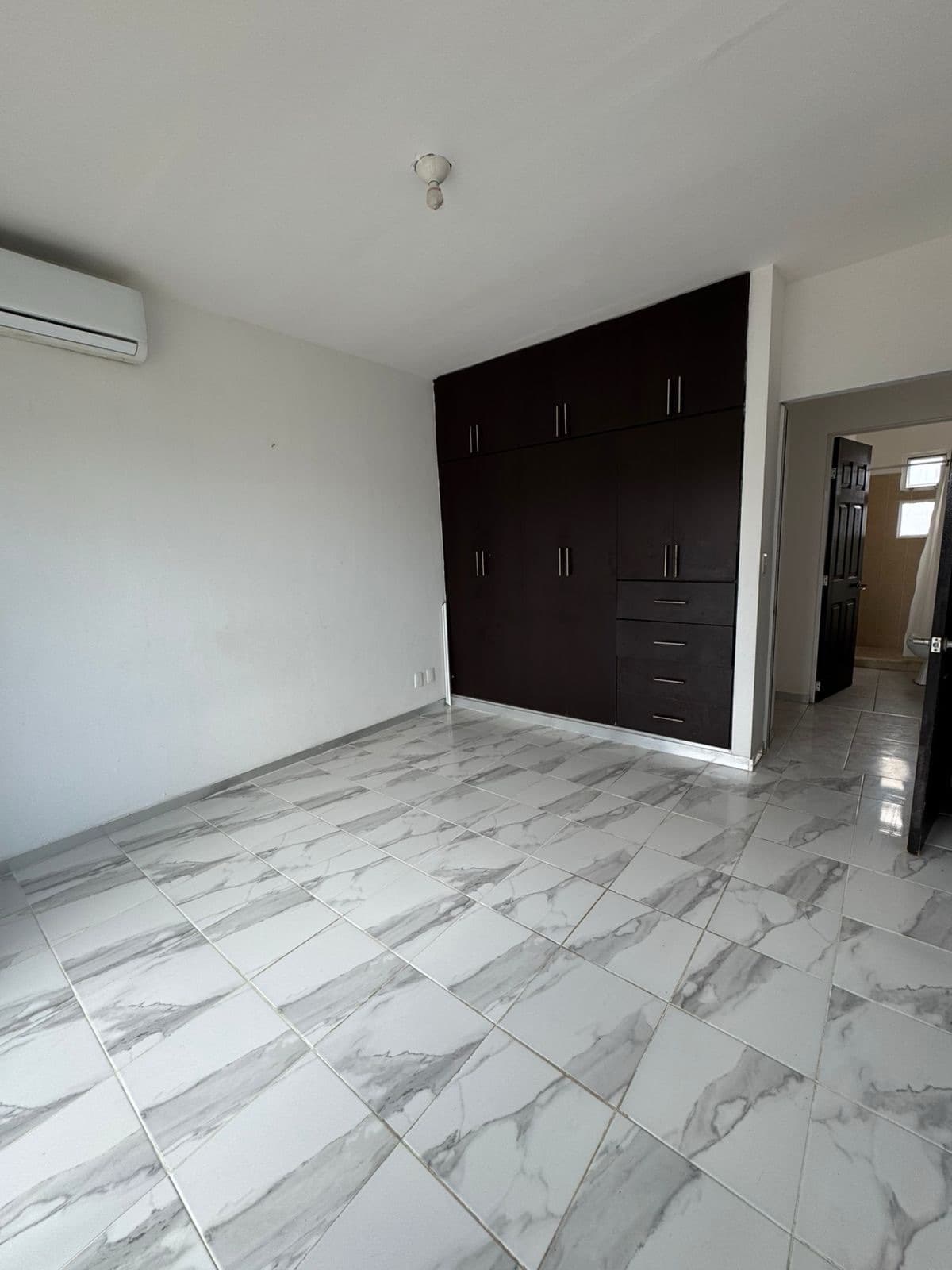 Apartment - Superblock 326