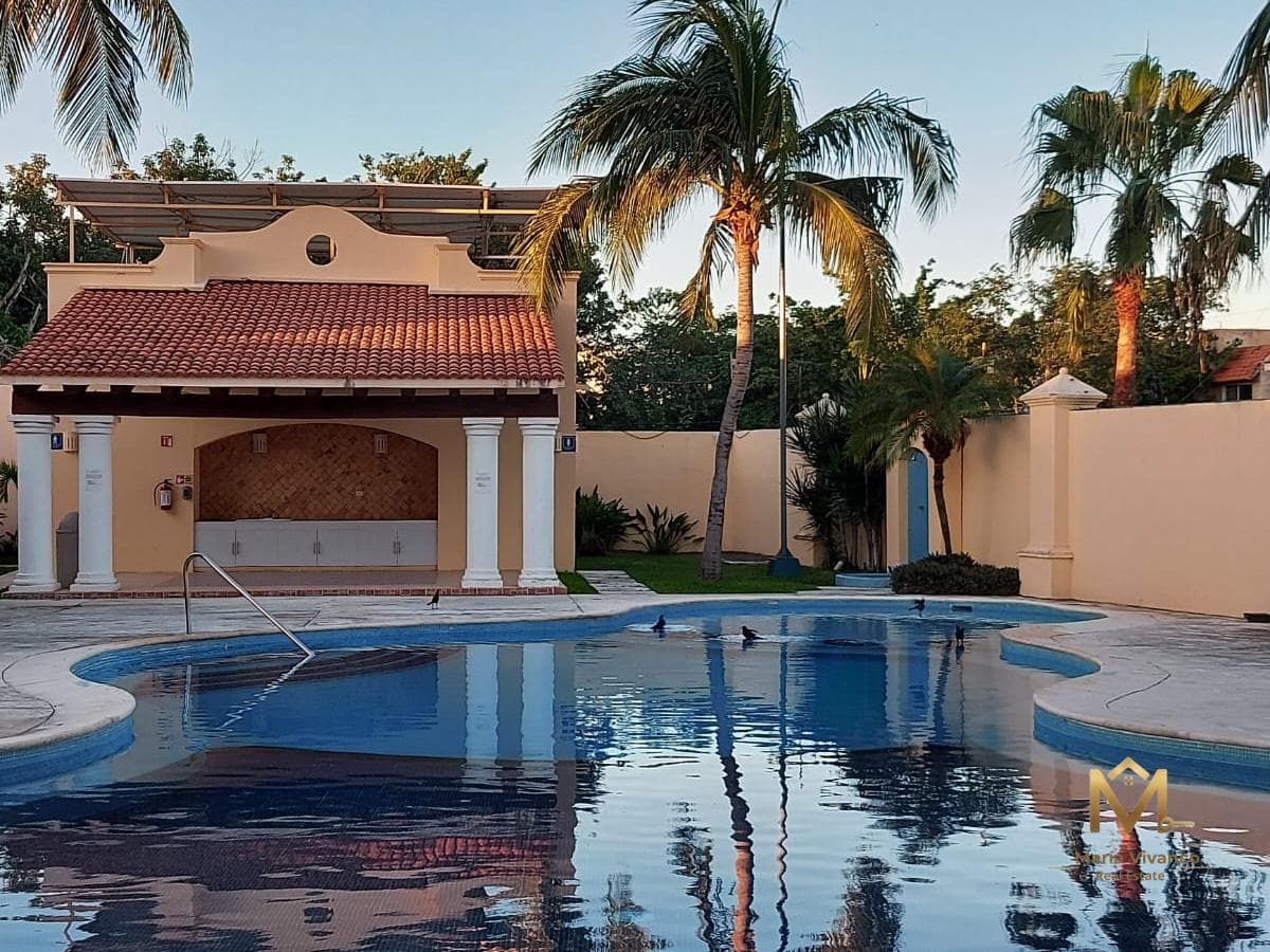 House for Sale Near the Grand Plaza in Cancún