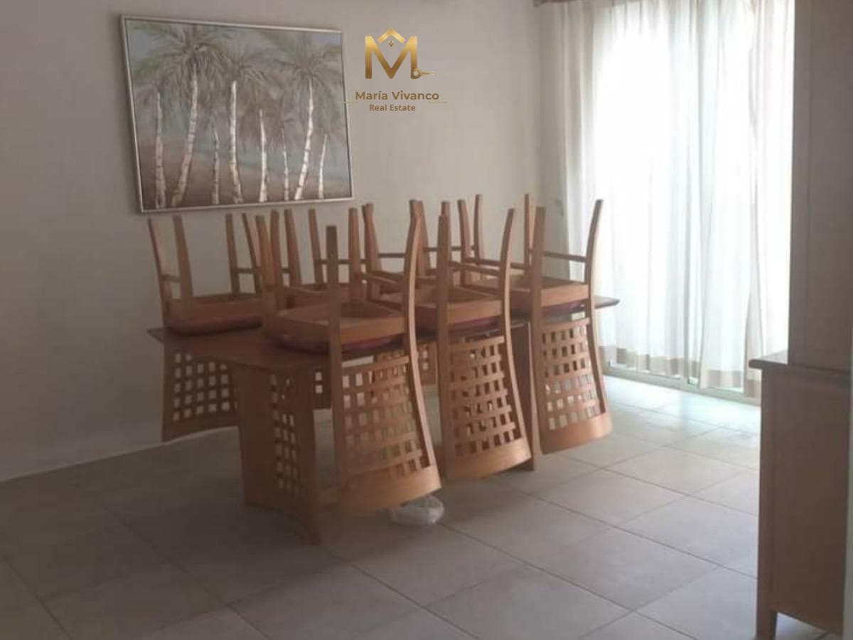 House for Sale Near the Grand Plaza in Cancún